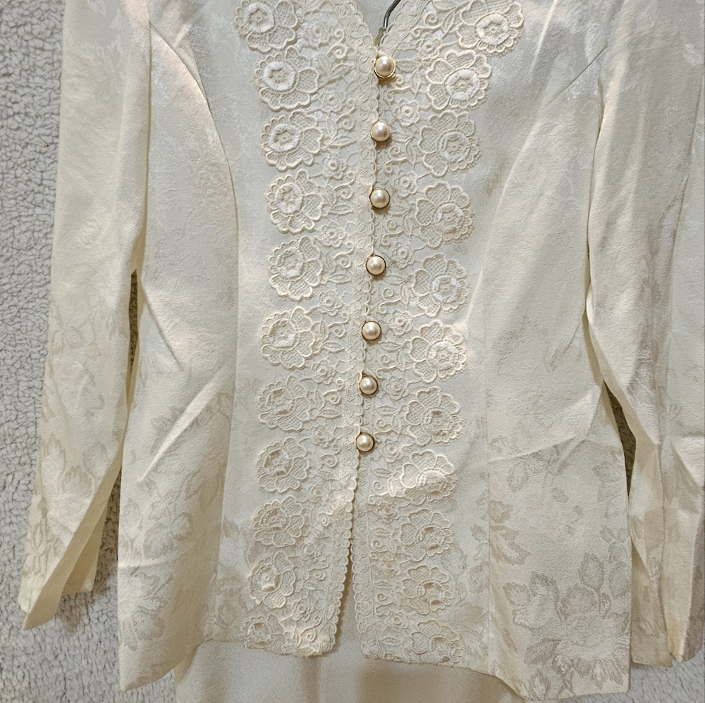 R&M Richards Skirt and Jacket set.